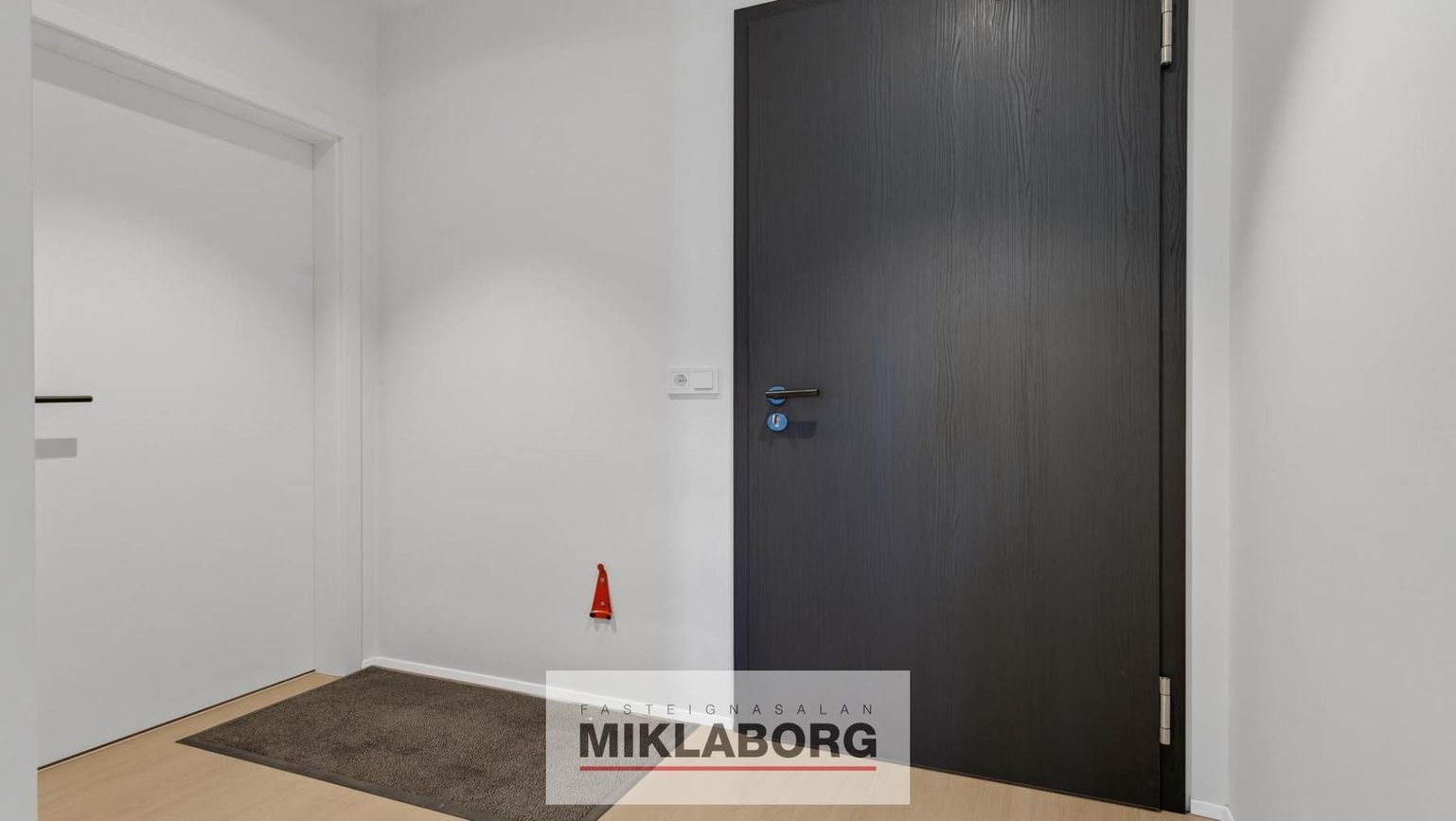 Eirhöfði 7D, 110 Reykjavík