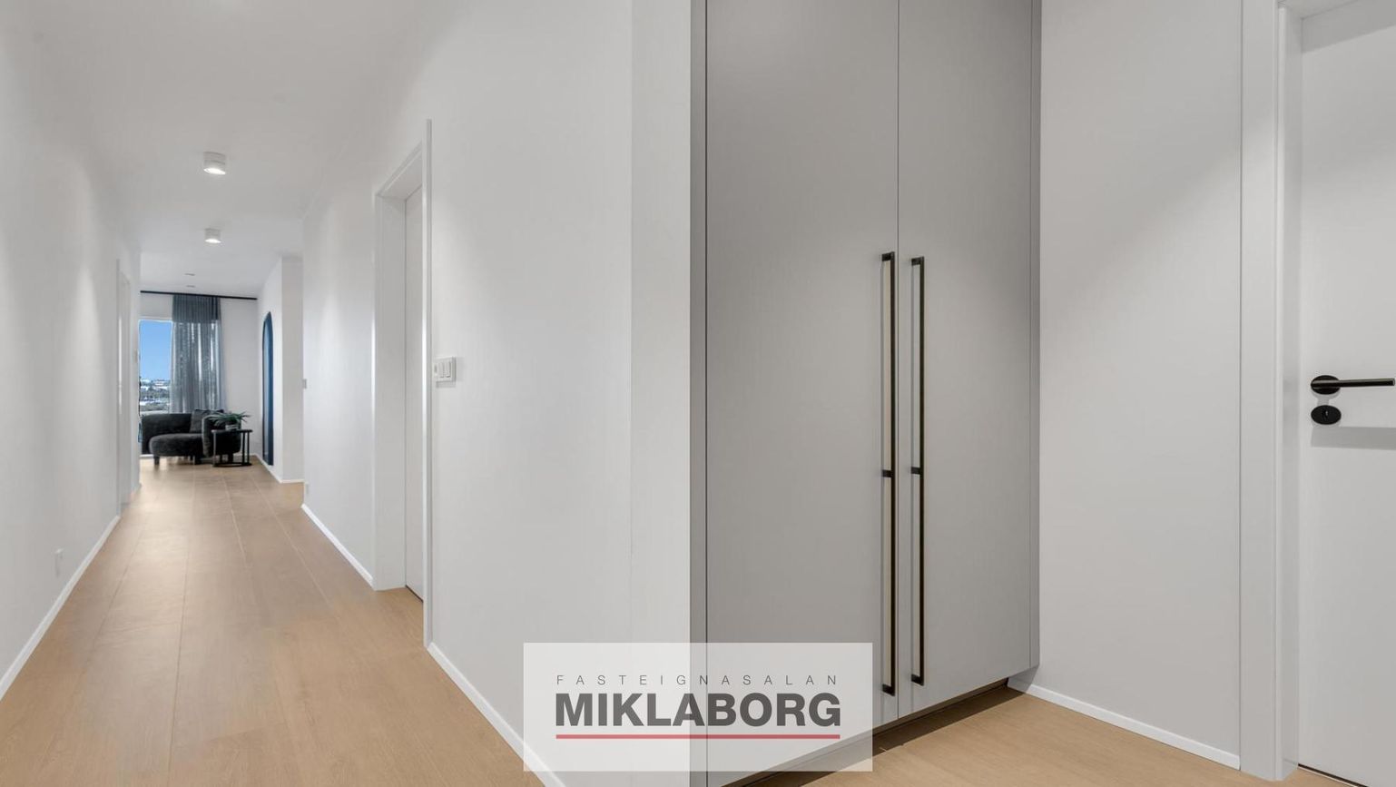 Eirhöfði 7D, 110 Reykjavík