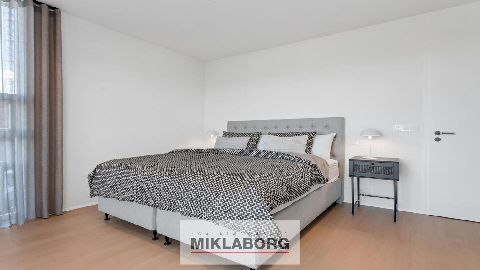 Eirhöfði 7D, 110 Reykjavík