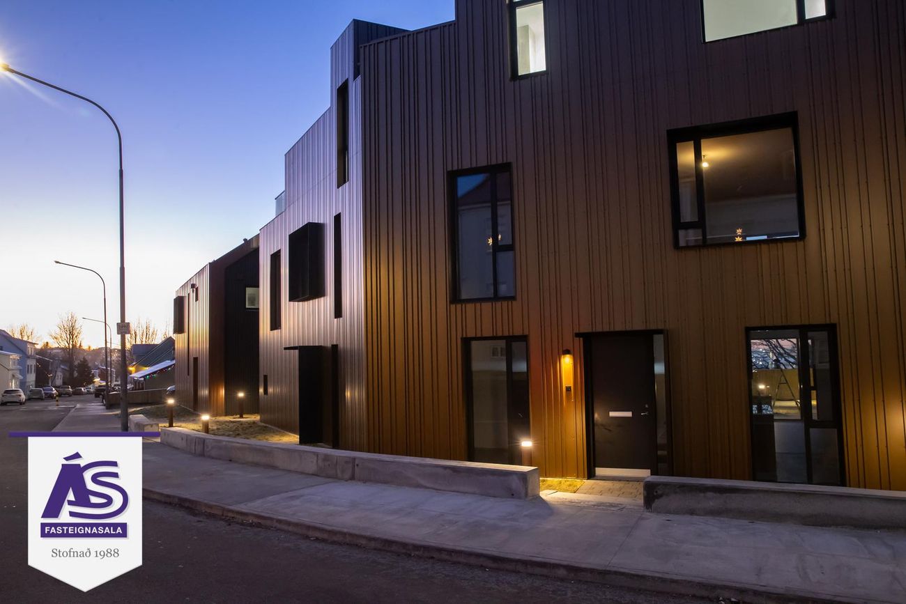 Suðurgata 44, 220 Hafnarfjörður