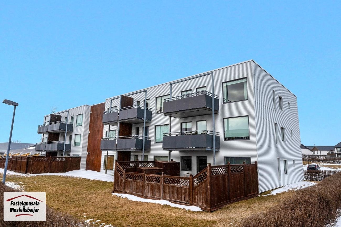 Klapparhlíð 13, 270 Mosfellsbær