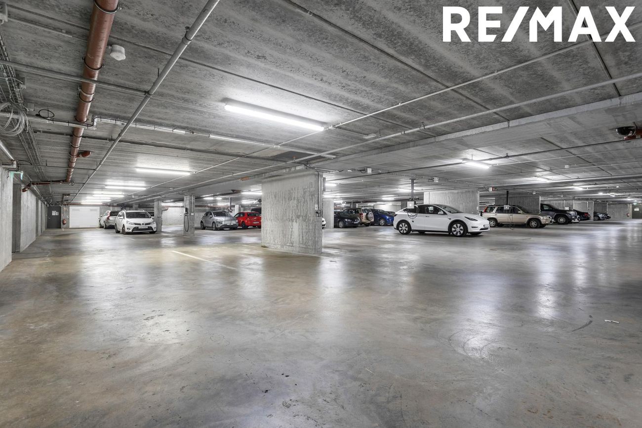Smyrilshlíð 1, 102 Reykjavík