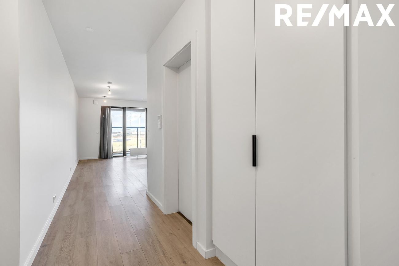 Smyrilshlíð 1, 102 Reykjavík