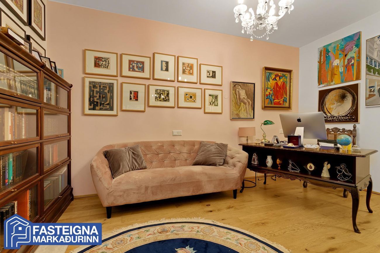 Lindargata 37 - 0201, 101 Reykjavík