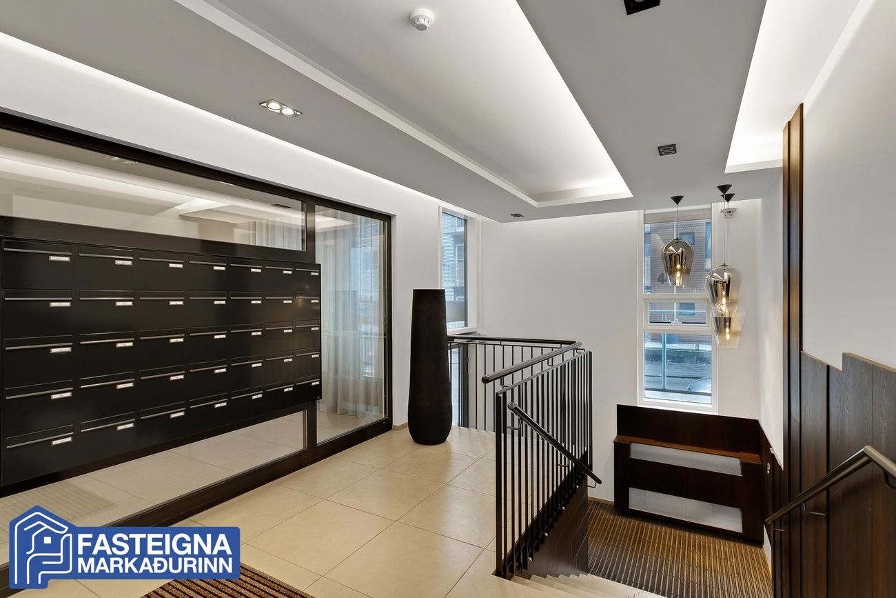 Lindargata 37 - 0201, 101 Reykjavík