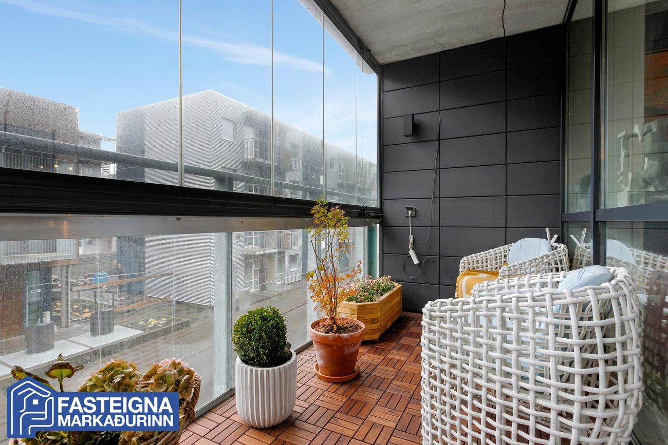 Lindargata 37 - 0201, 101 Reykjavík