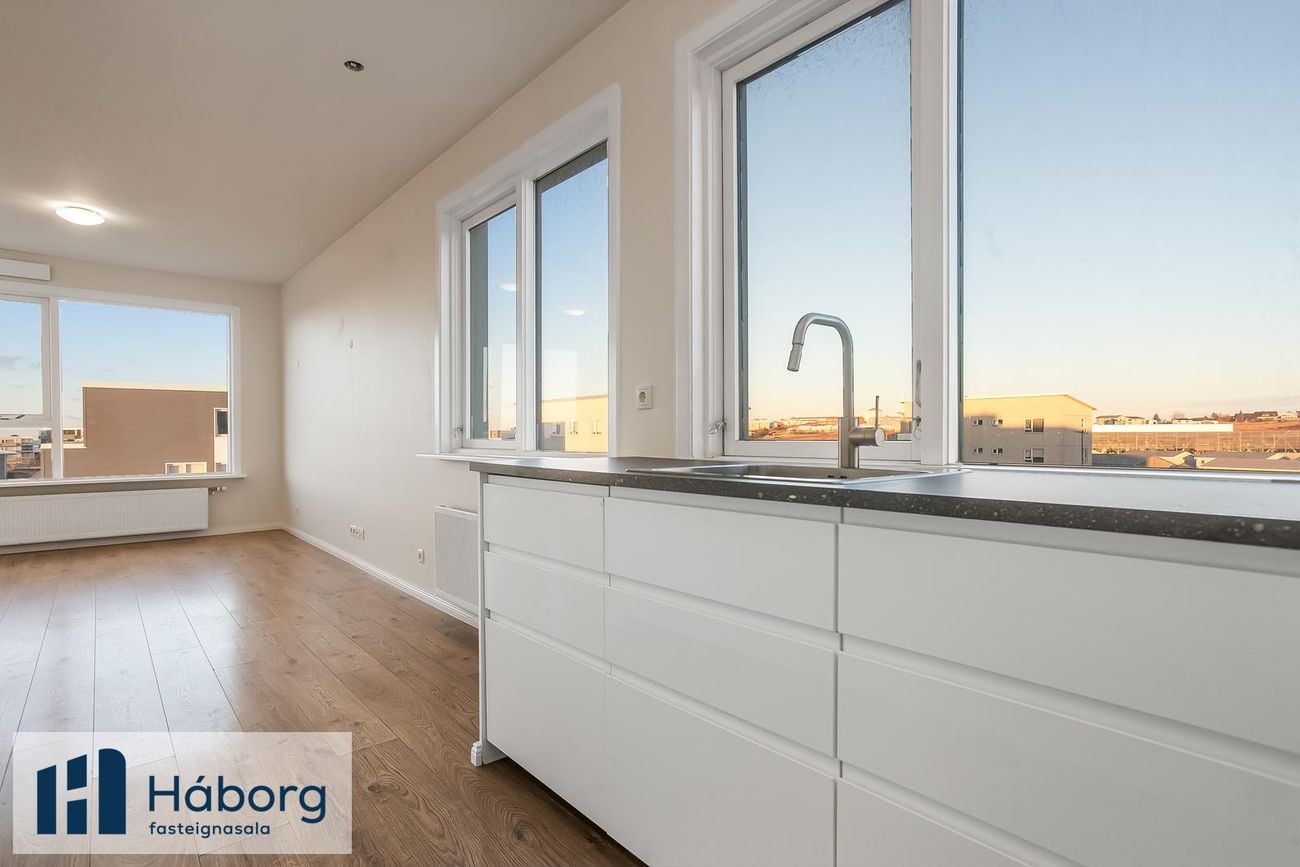 Burknavellir 17A, 221 Hafnarfjörður