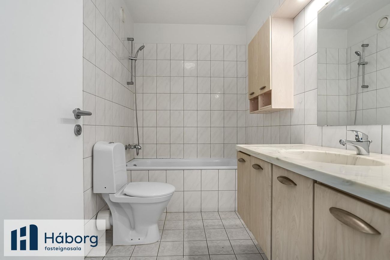 Burknavellir 17A, 221 Hafnarfjörður