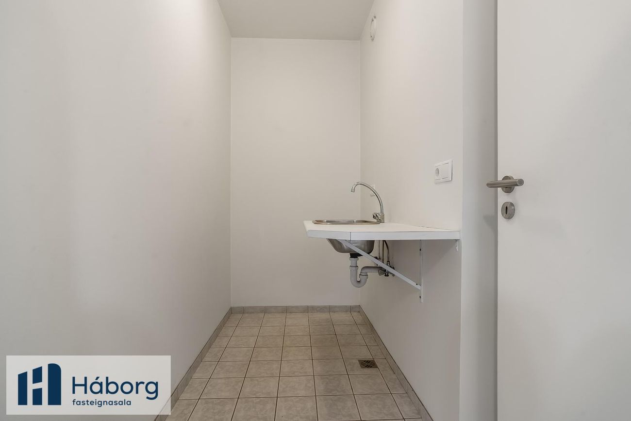 Burknavellir 17A, 221 Hafnarfjörður