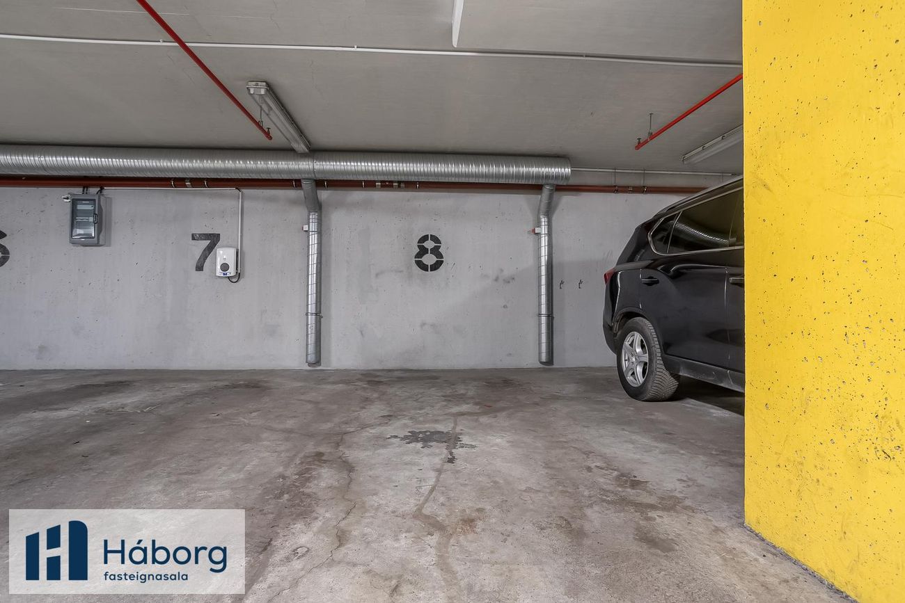 Burknavellir 17A, 221 Hafnarfjörður