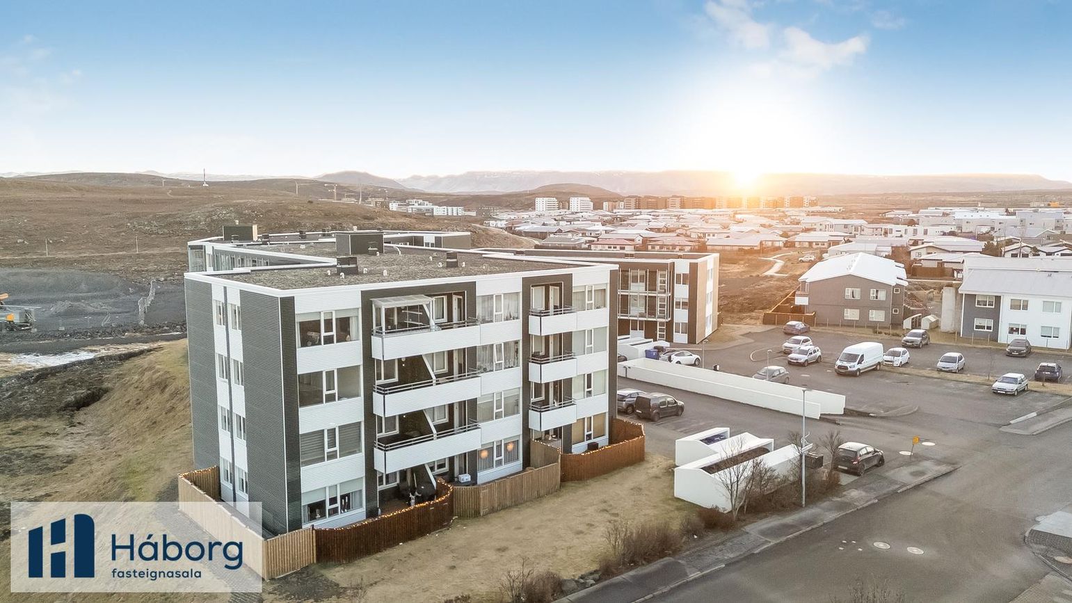 Burknavellir 17A, 221 Hafnarfjörður