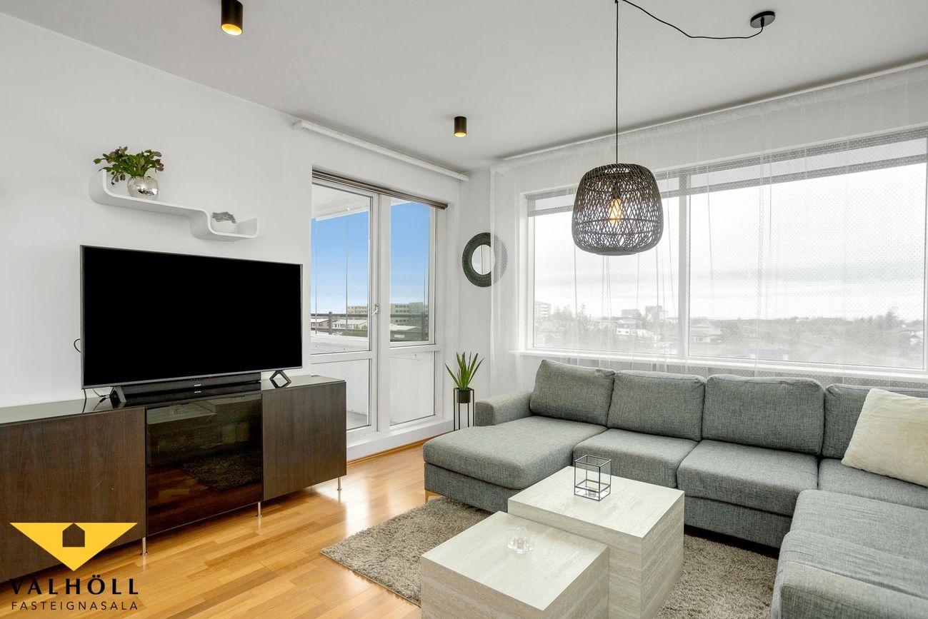 Rjúpnasalir 10, 201 Kópavogur