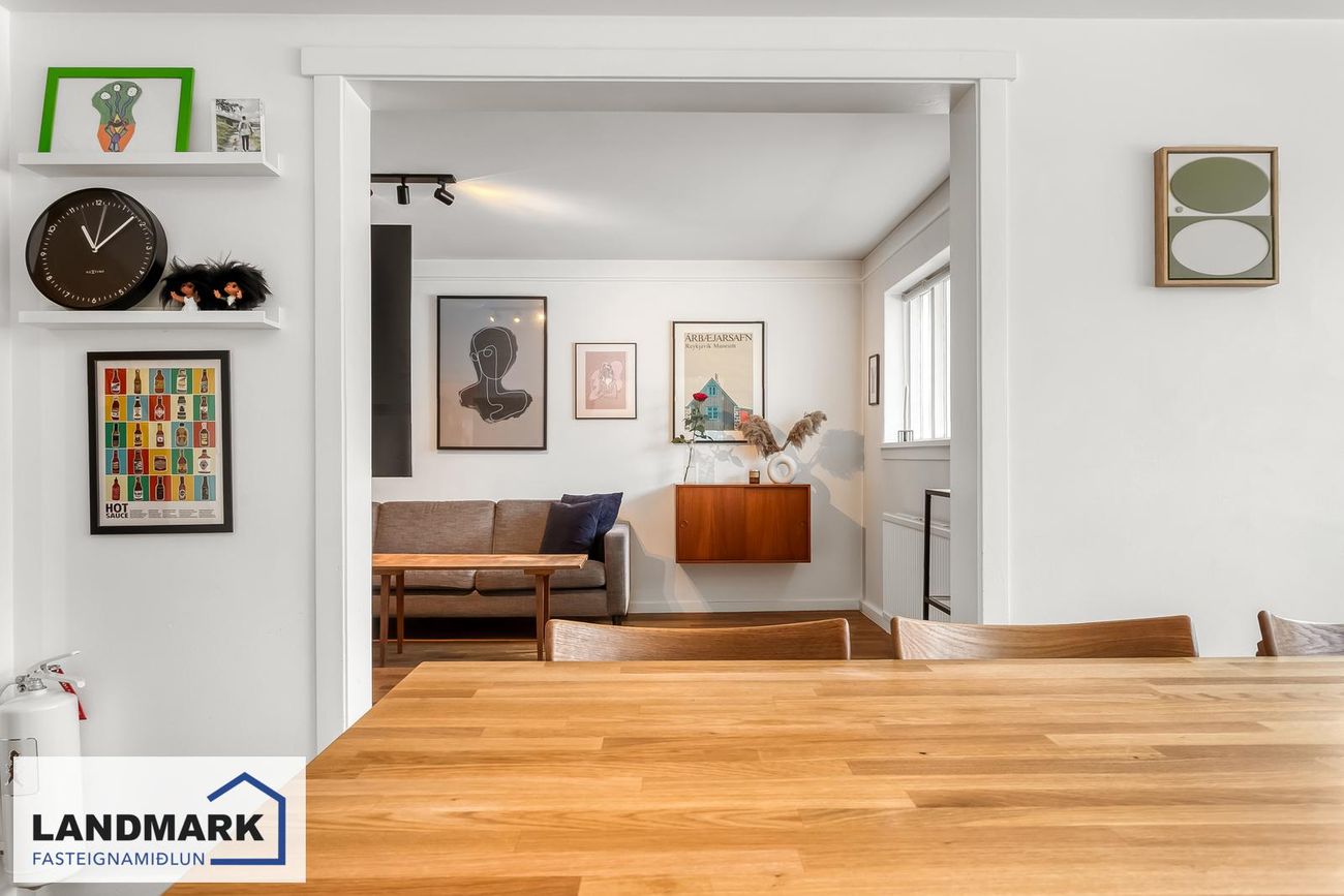 Mávahlíð 11, 105 Reykjavík