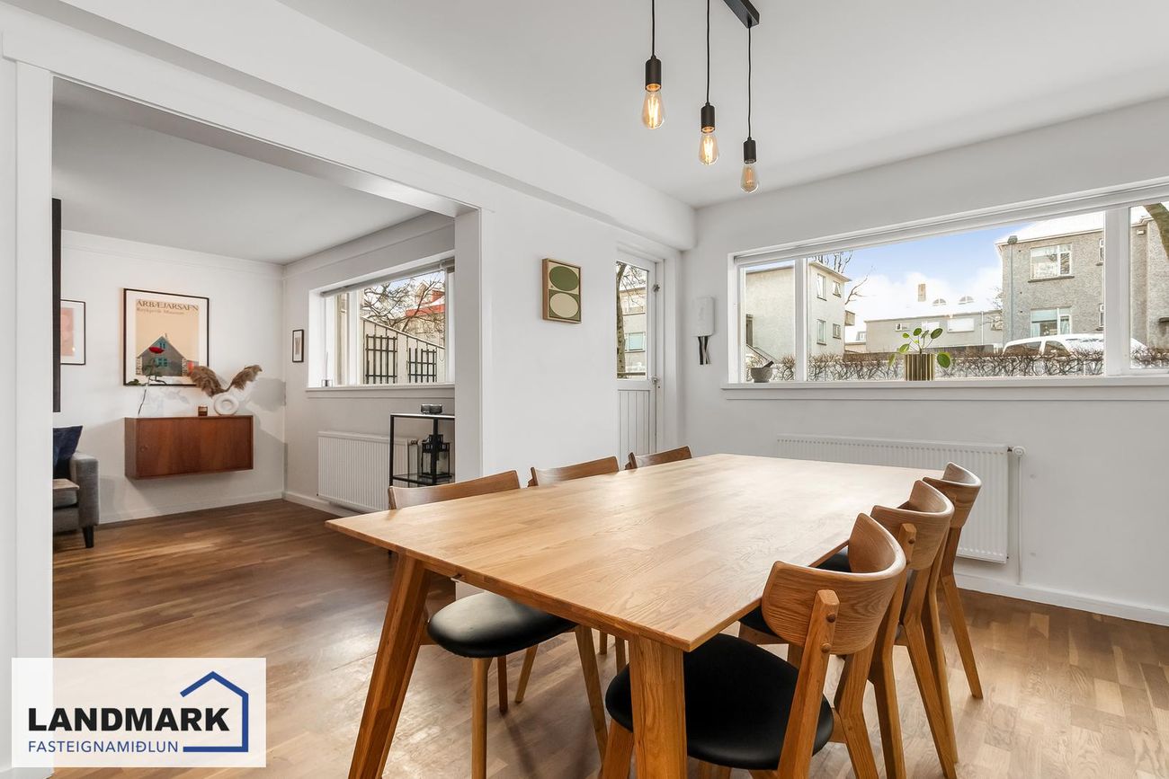Mávahlíð 11, 105 Reykjavík