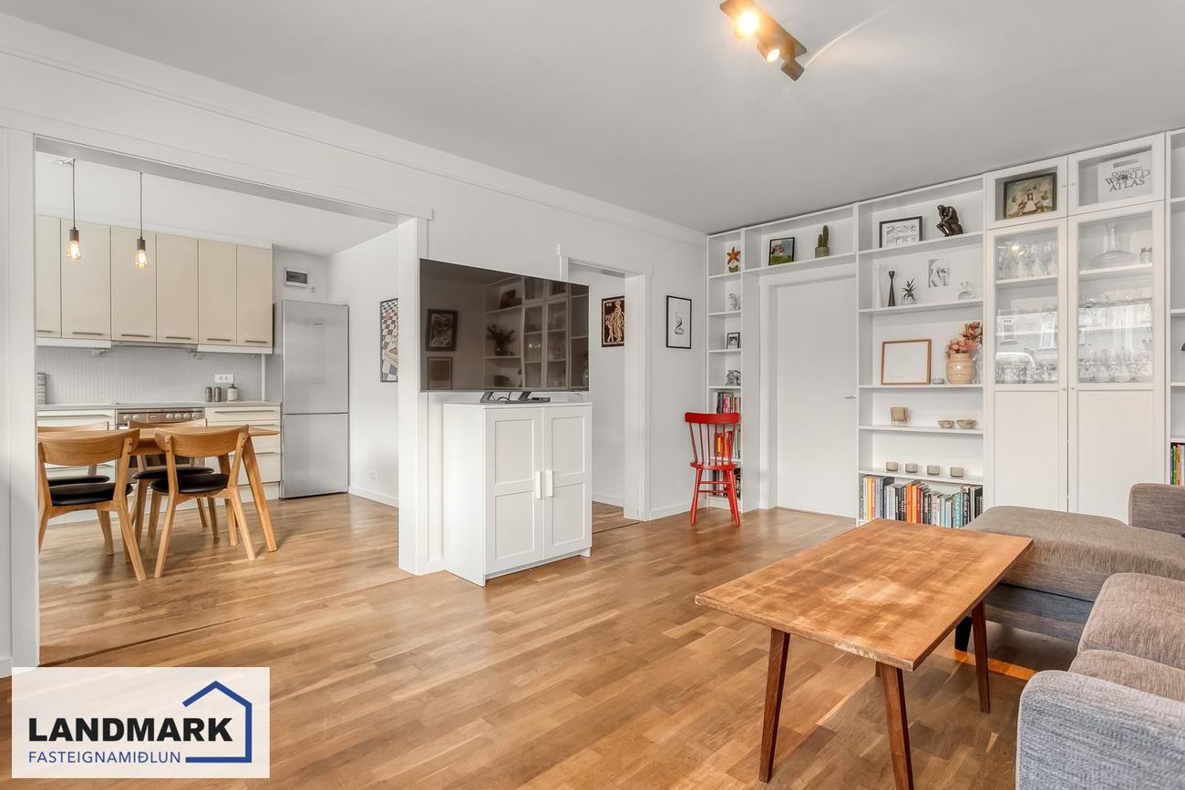 Mávahlíð 11, 105 Reykjavík