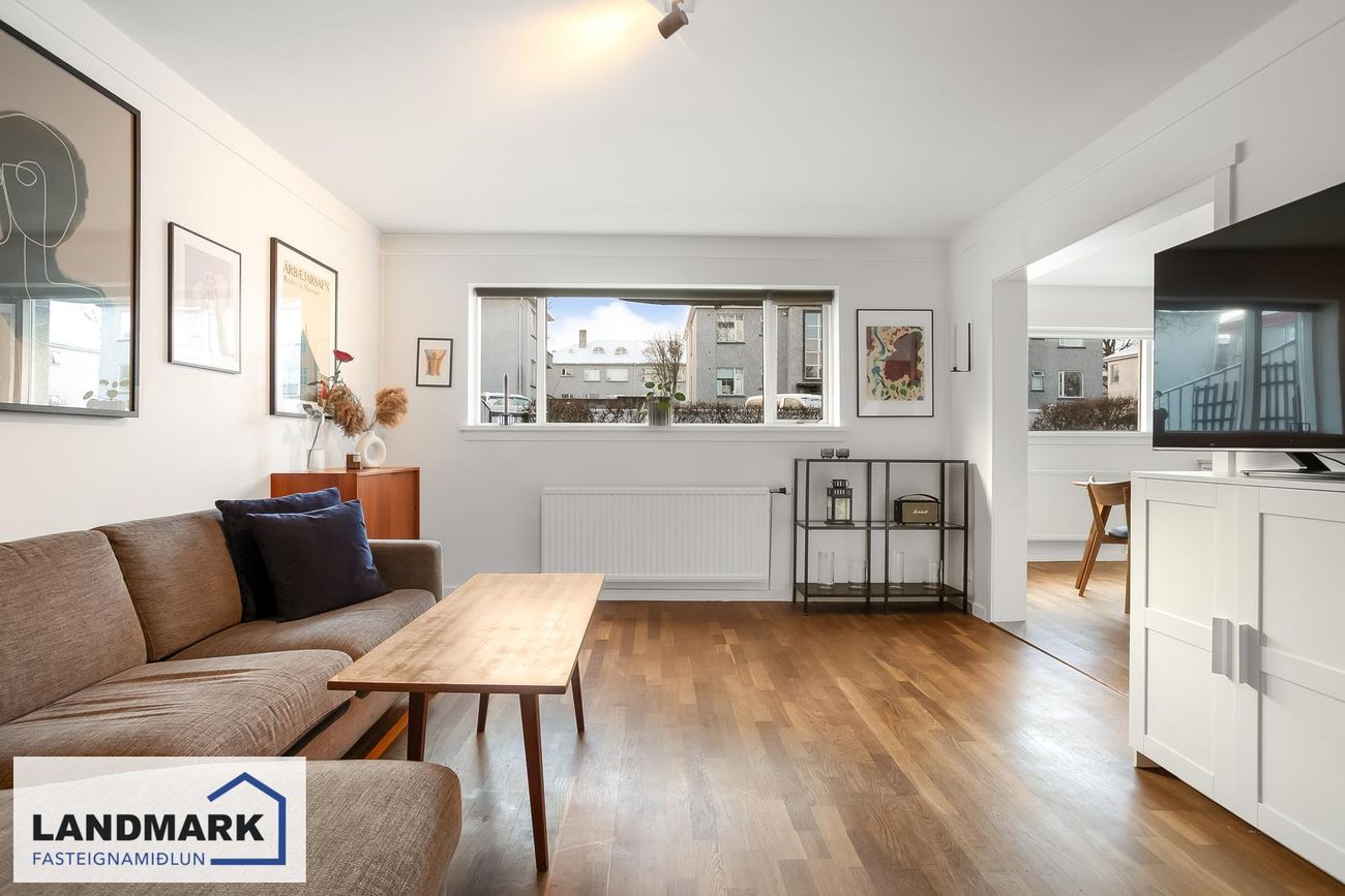 Mávahlíð 11, 105 Reykjavík