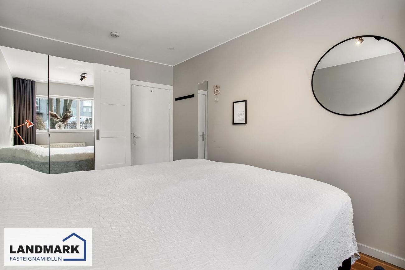 Mávahlíð 11, 105 Reykjavík