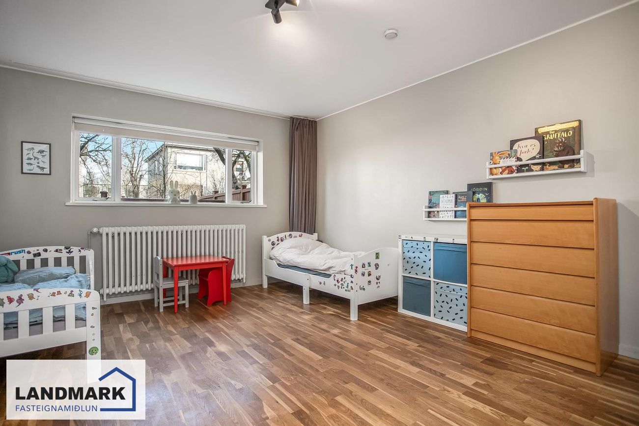 Mávahlíð 11, 105 Reykjavík