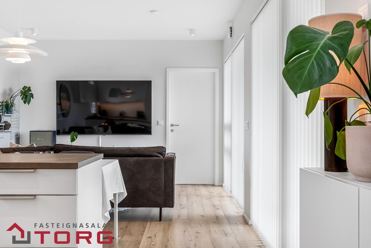 Áshamar 52 - 0307, 221 Hafnarfjörður