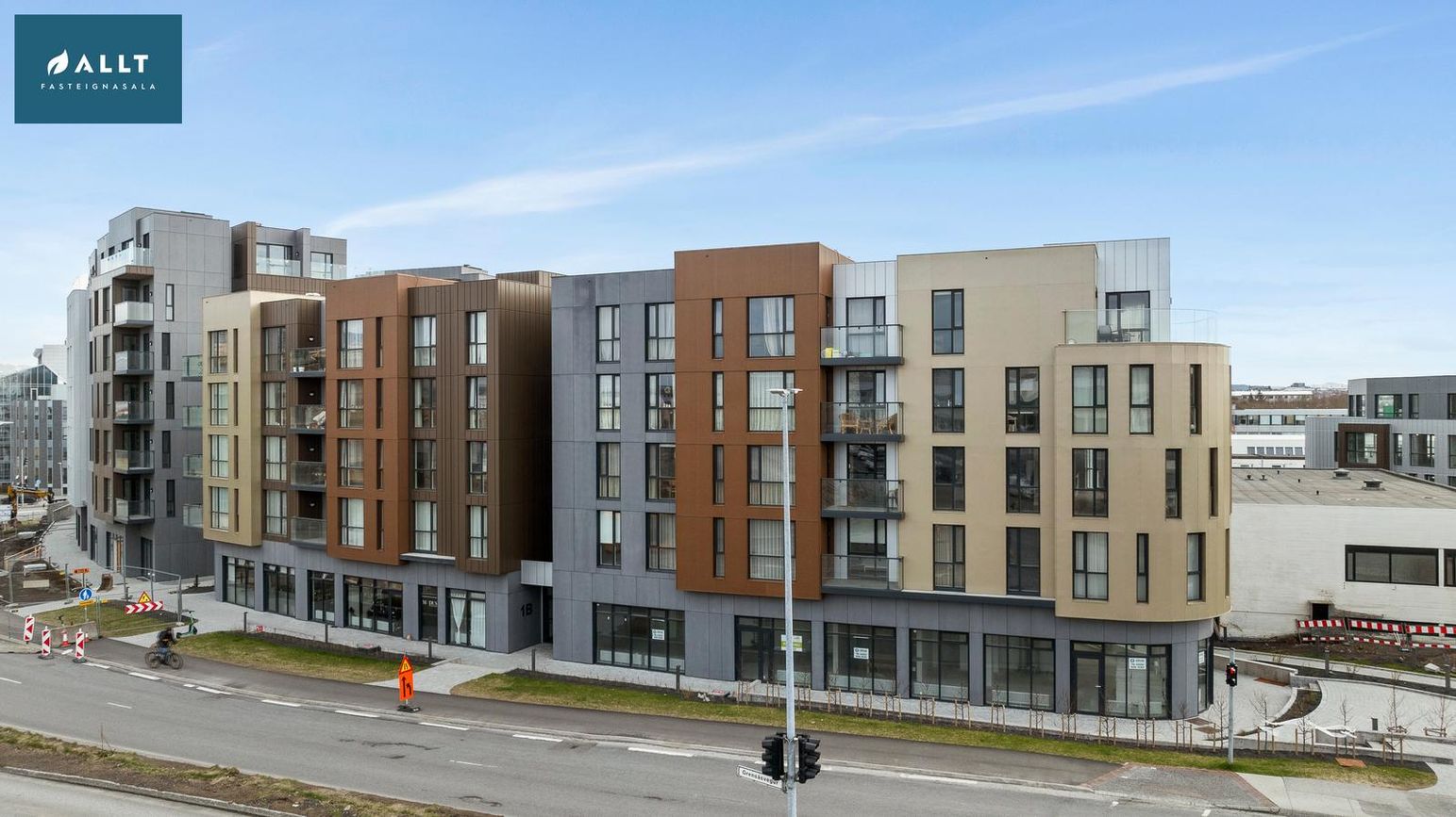 Grensásvegur 1B, 108 Reykjavík
