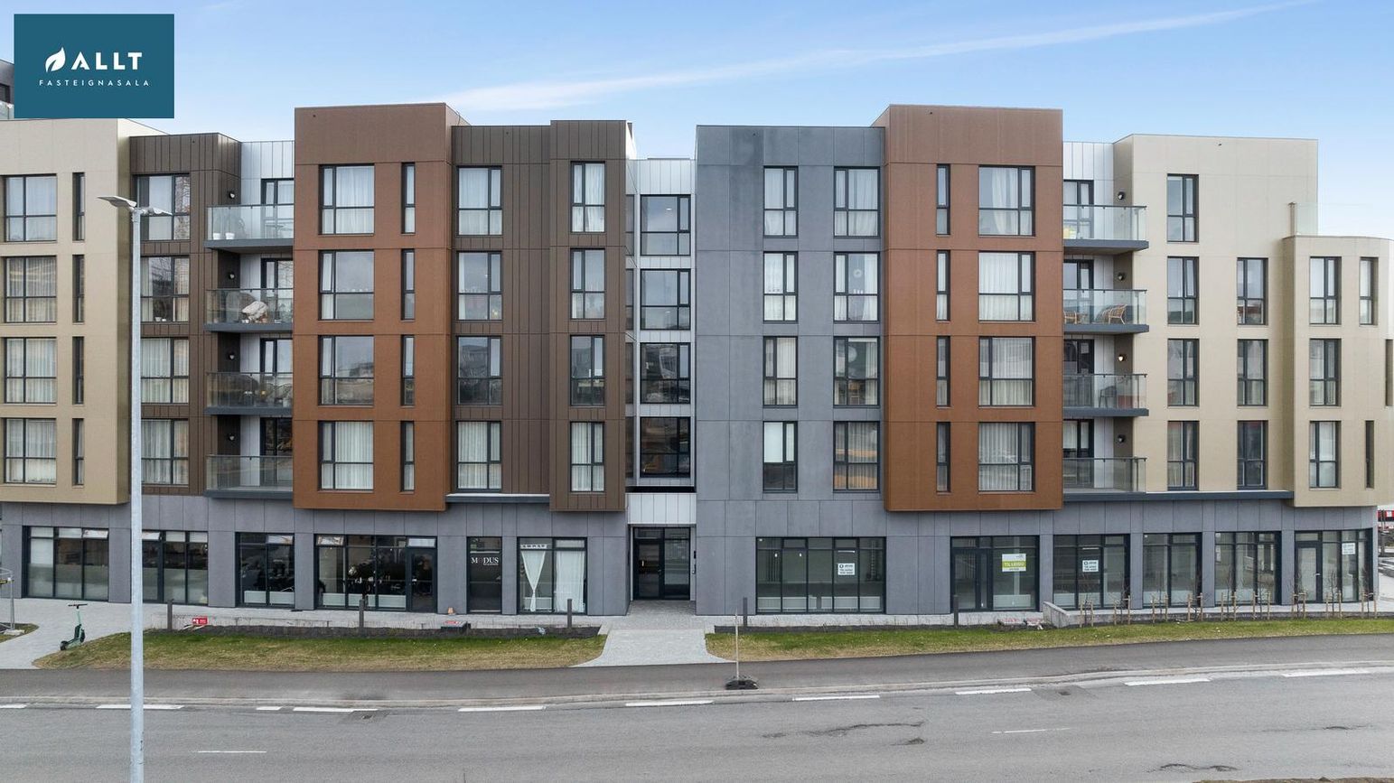 Grensásvegur 1B, 108 Reykjavík