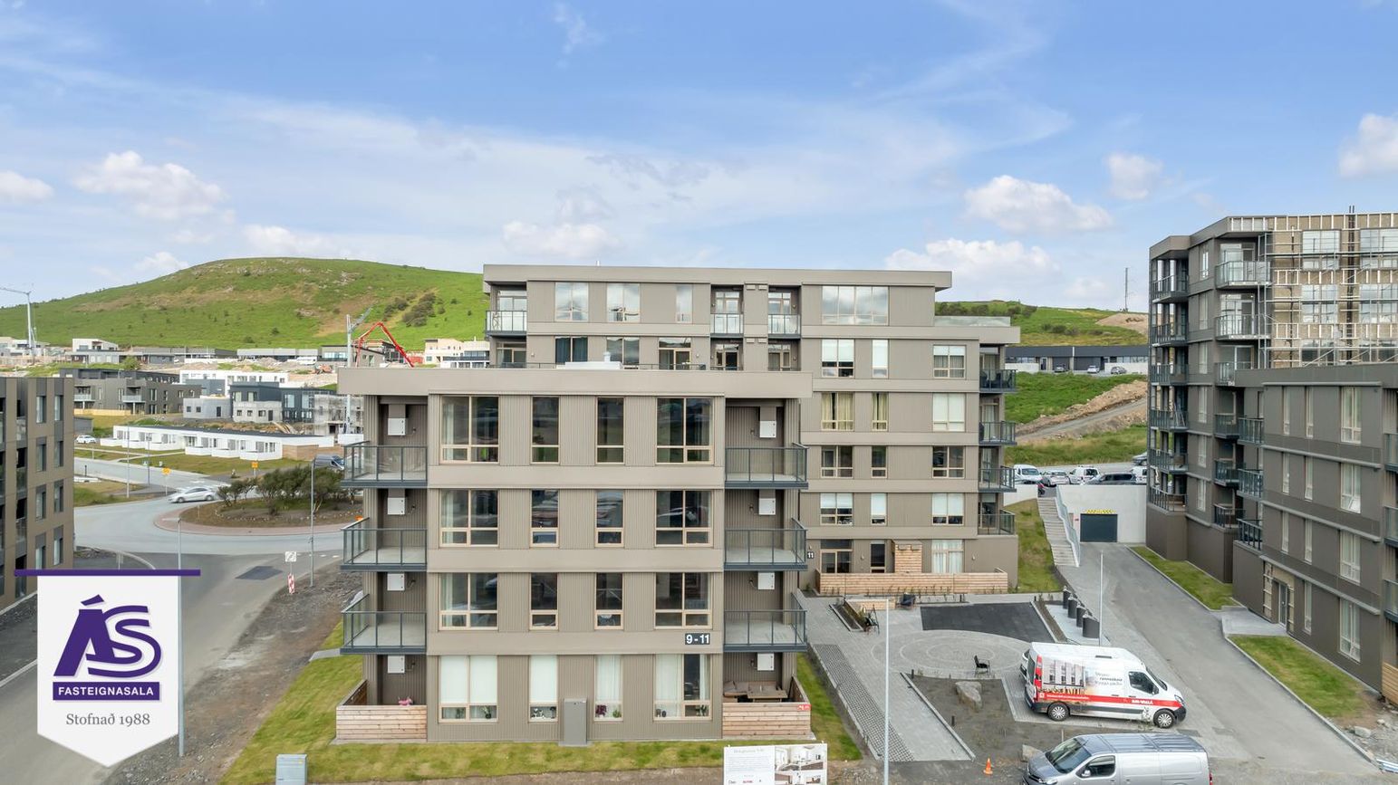 Hringhamar 11, 221 Hafnarfjörður