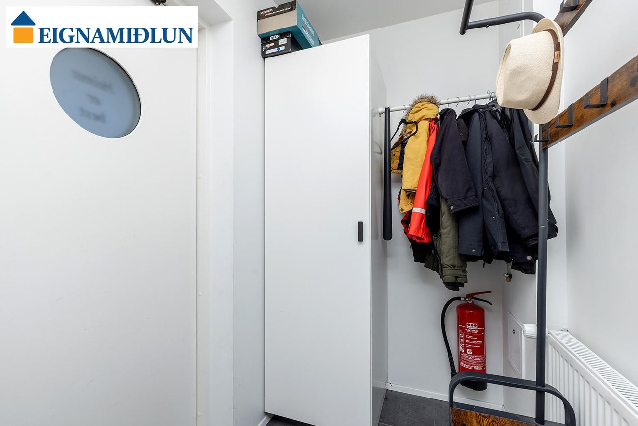 Jöfursbás 11C, 112 Reykjavík