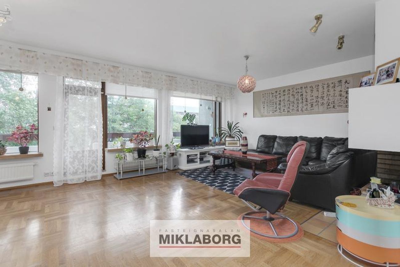 Melbær 21 - 0101, 110 Reykjavík
