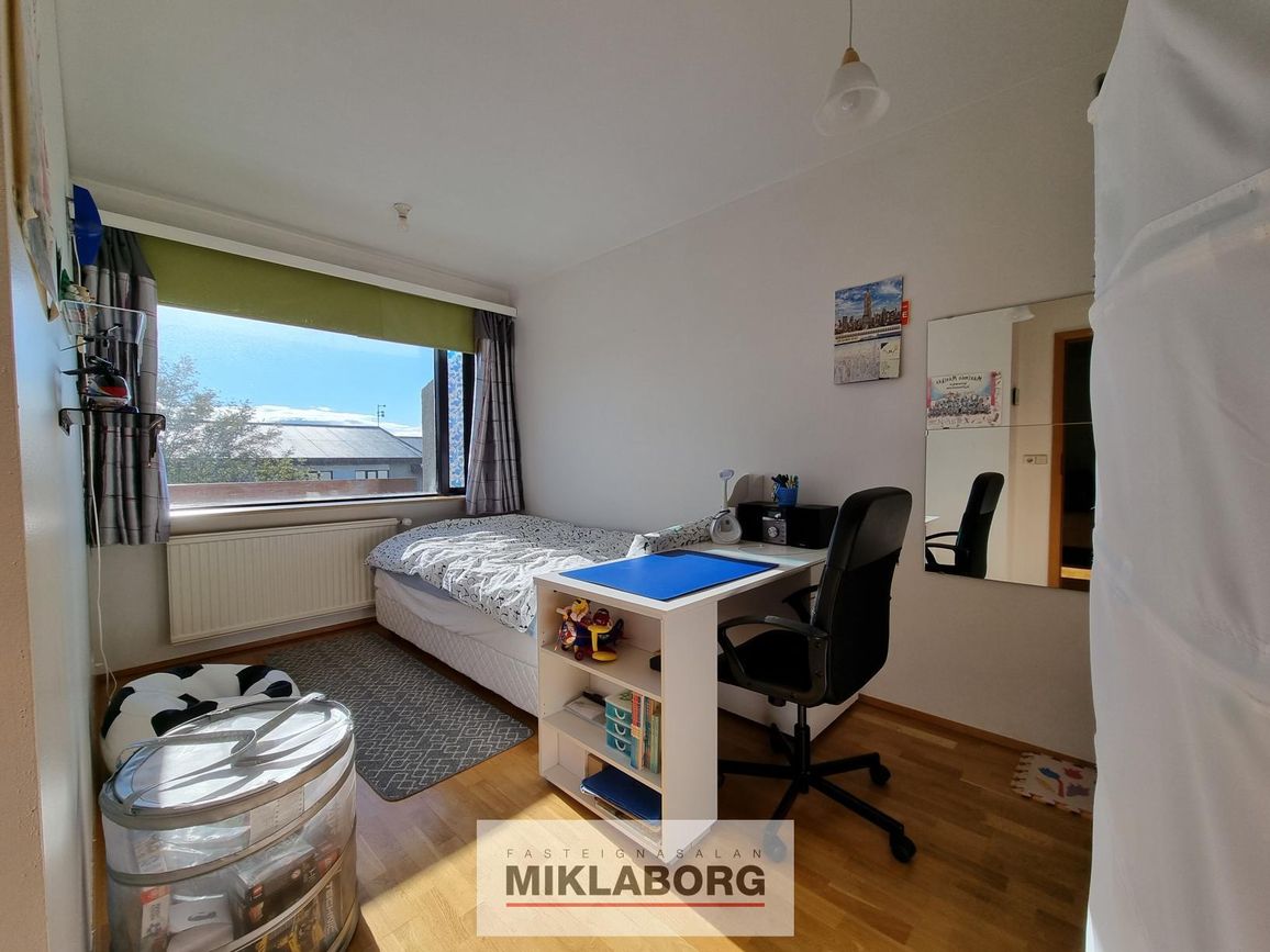 Melbær 21 - 0101, 110 Reykjavík