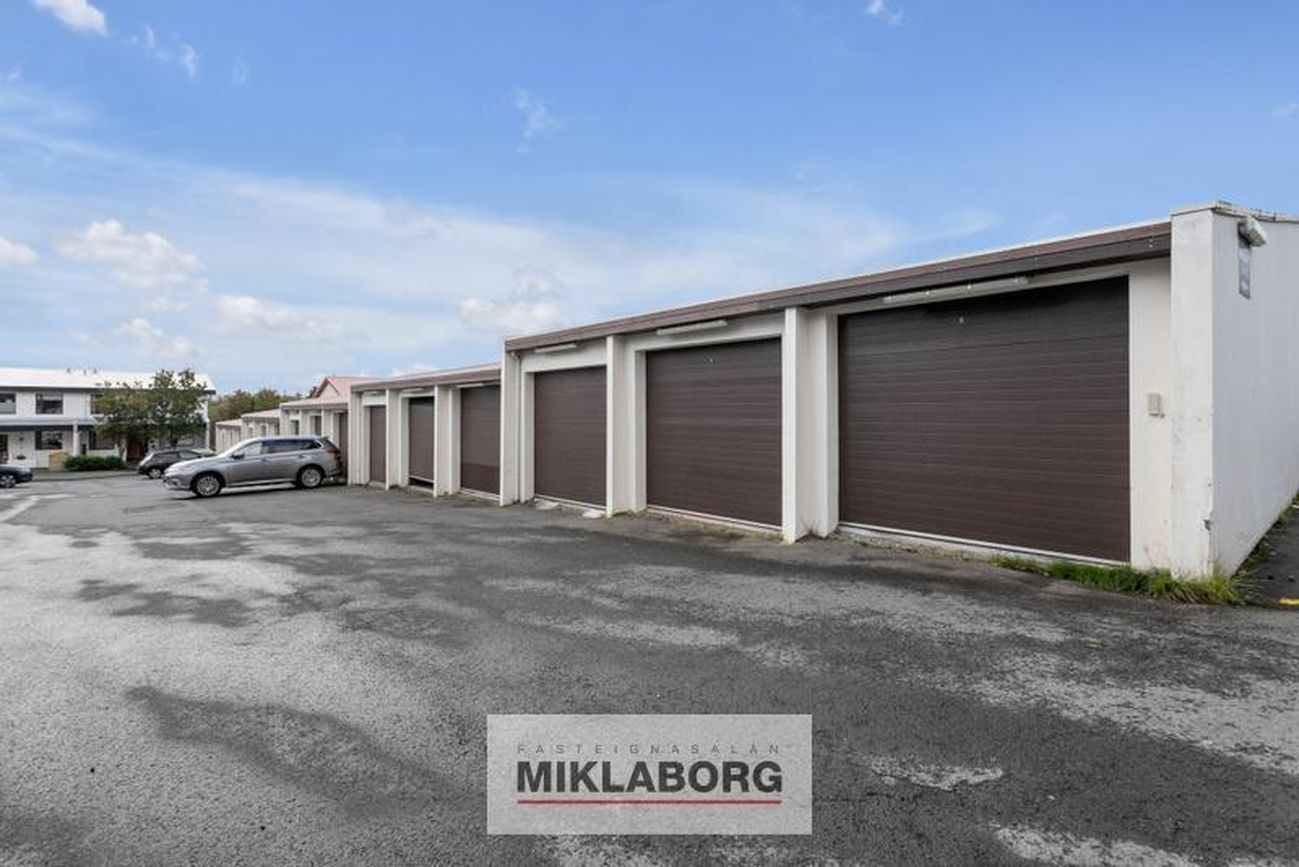 Melbær 21 - 0101, 110 Reykjavík