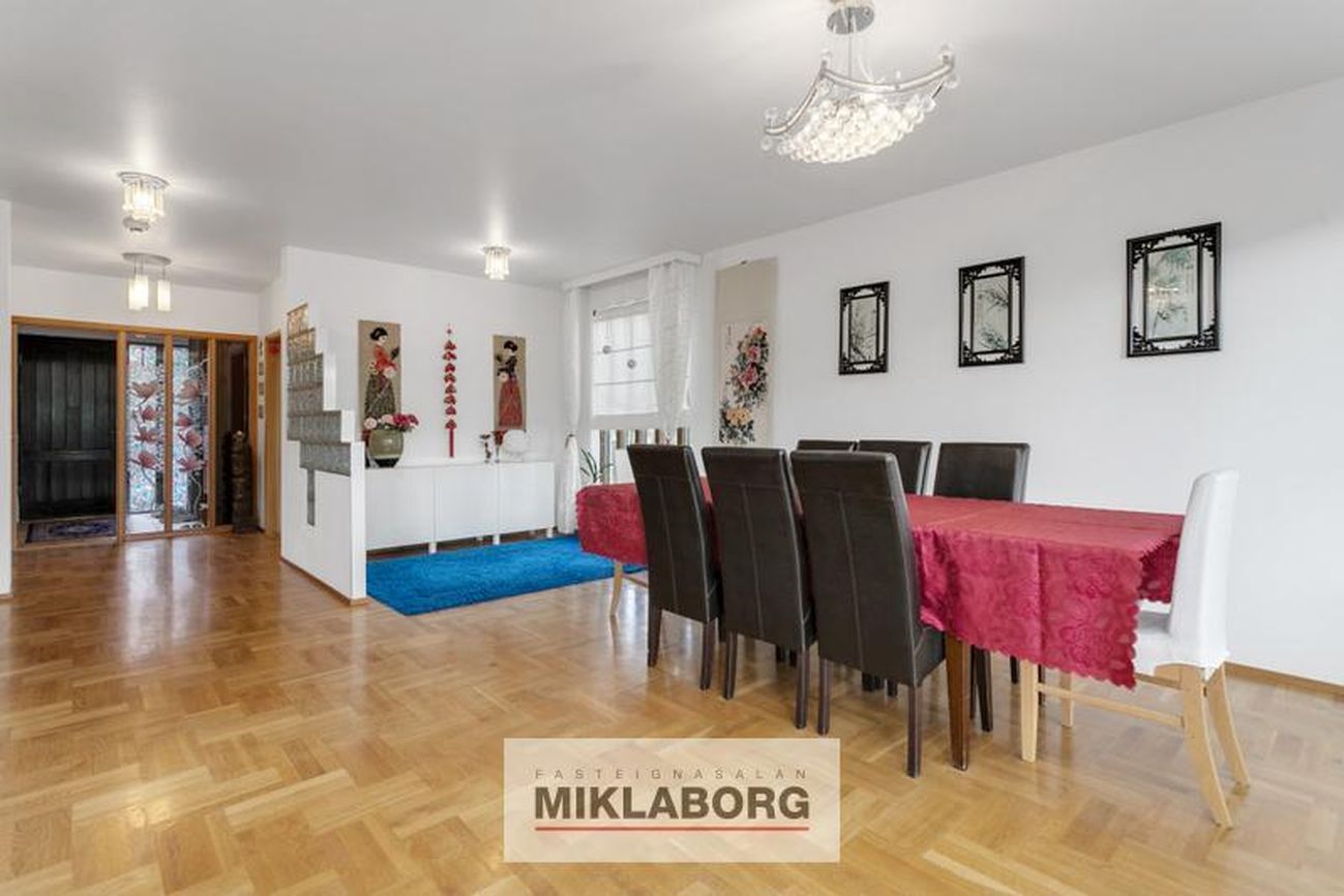 Melbær 21 - 0101, 110 Reykjavík