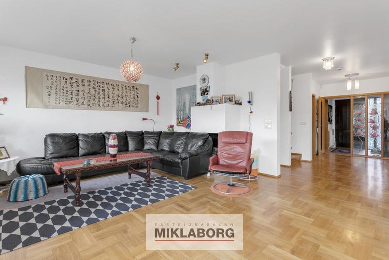 Melbær 21 - 0101, 110 Reykjavík