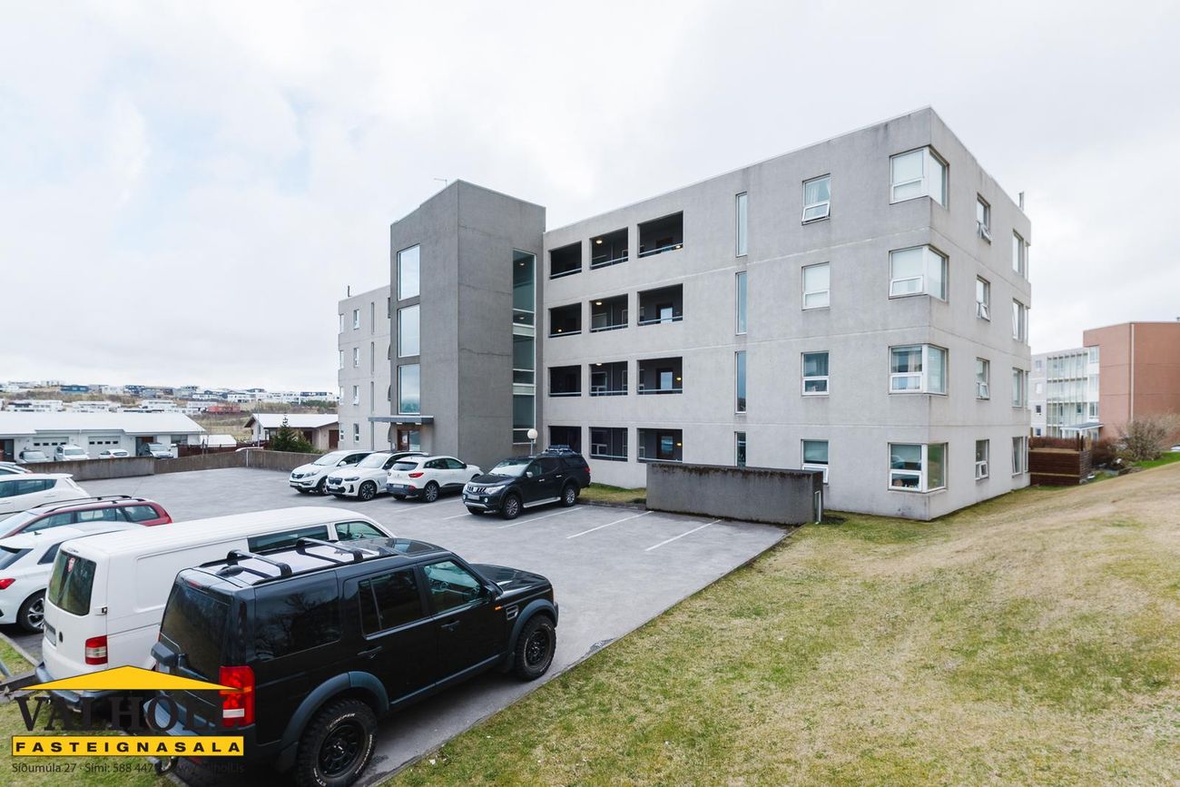 Lómasalir 6, 201 Kópavogur