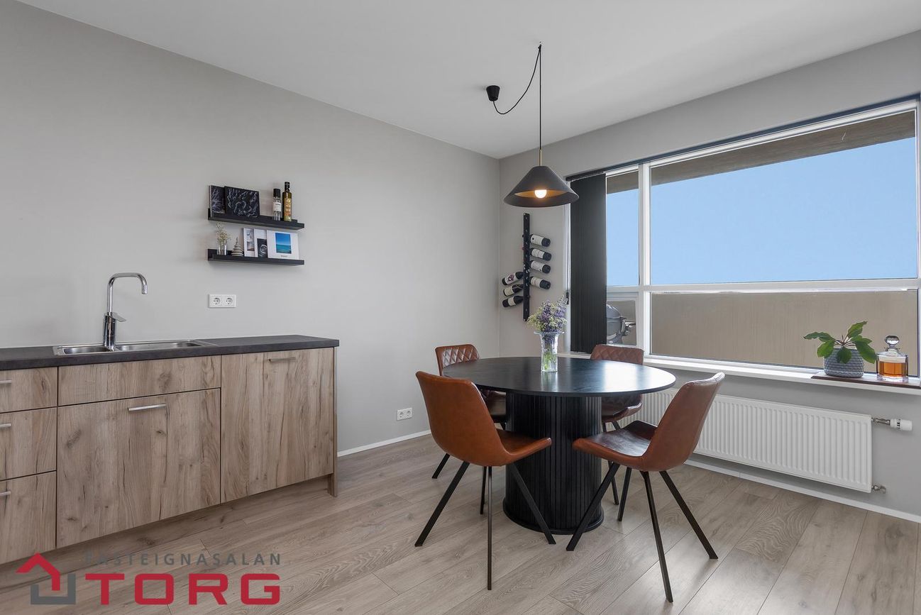 Skyggnisbraut 28 26-28, 113 Reykjavík