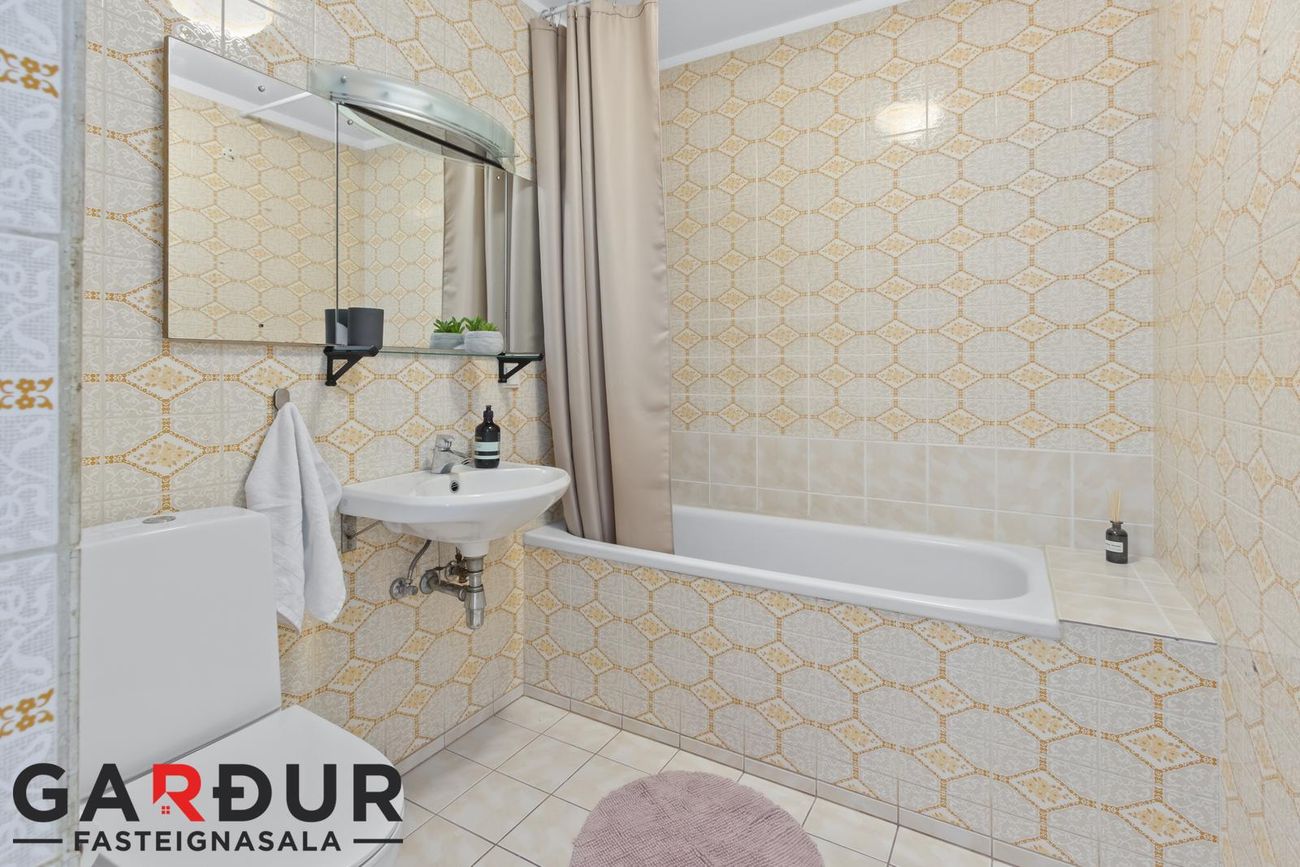 Asparfell 6 - 0304, 111 Reykjavík