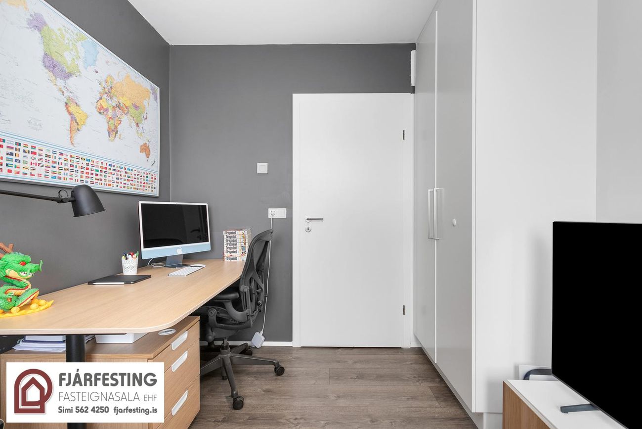 Naustavör 11, 200 Kópavogur