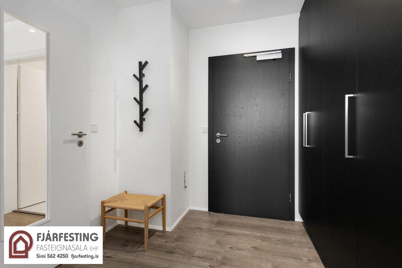 Naustavör 11, 200 Kópavogur