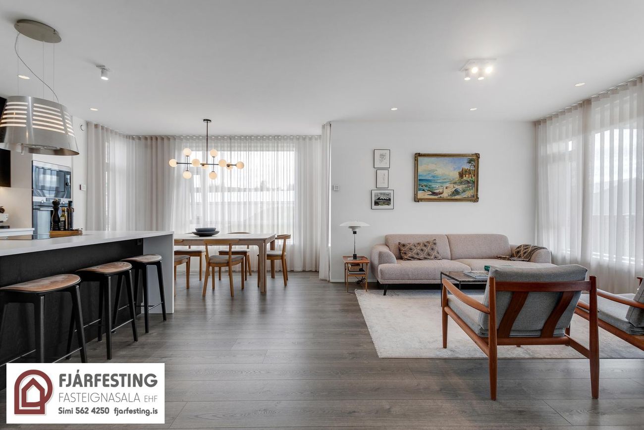 Naustavör 11, 200 Kópavogur