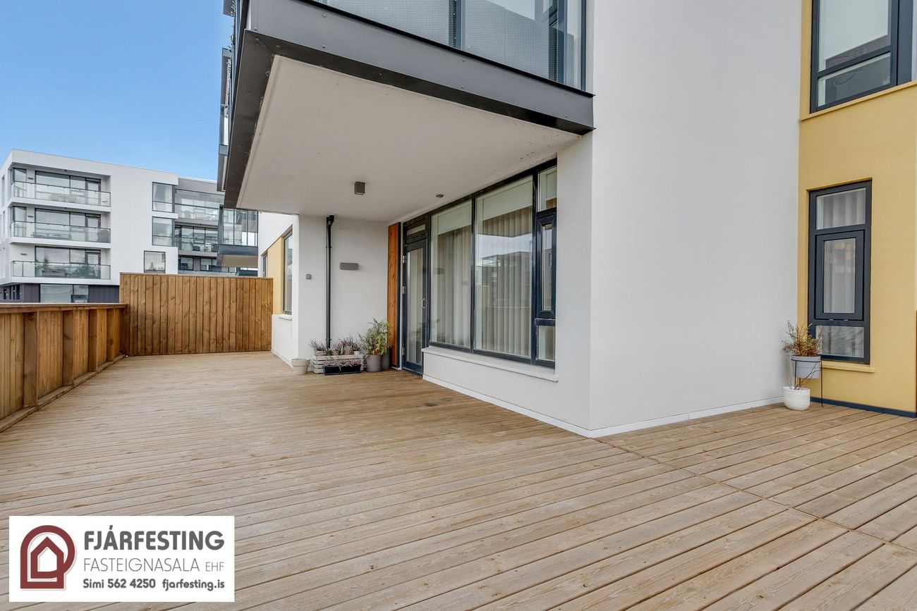 Naustavör 11, 200 Kópavogur