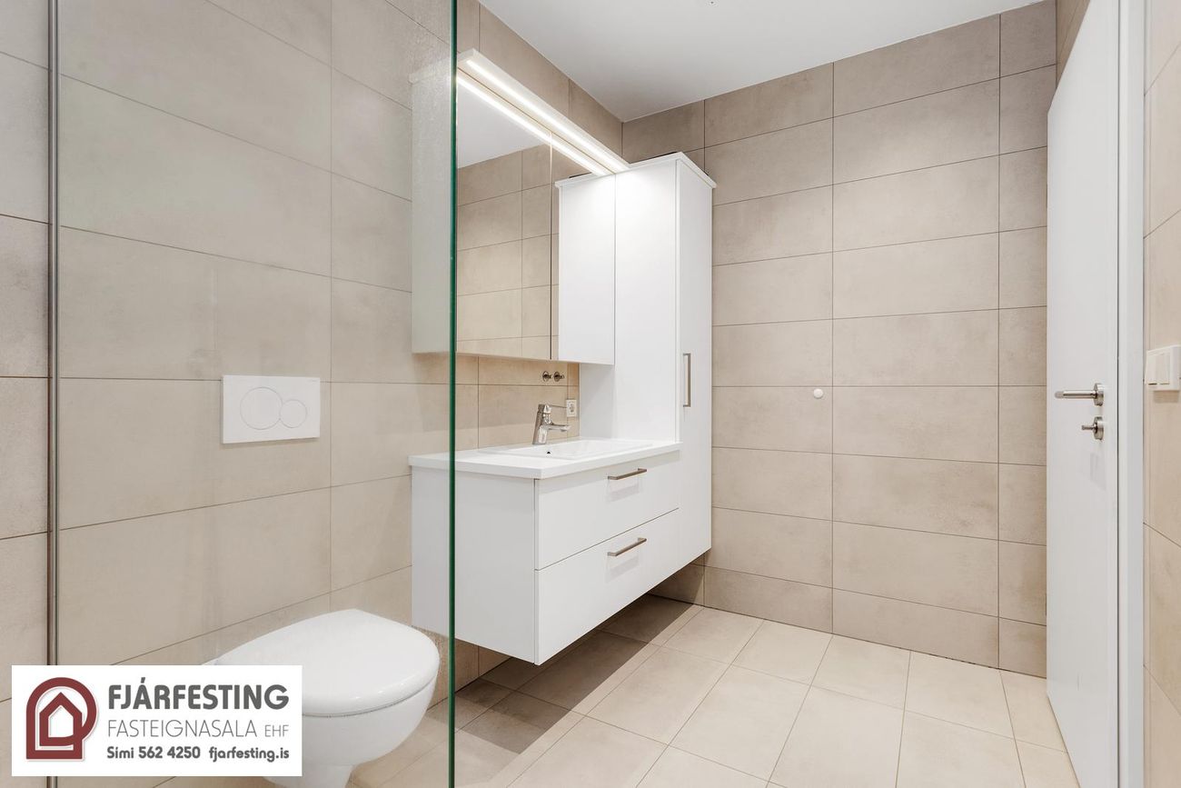 Naustavör 11, 200 Kópavogur