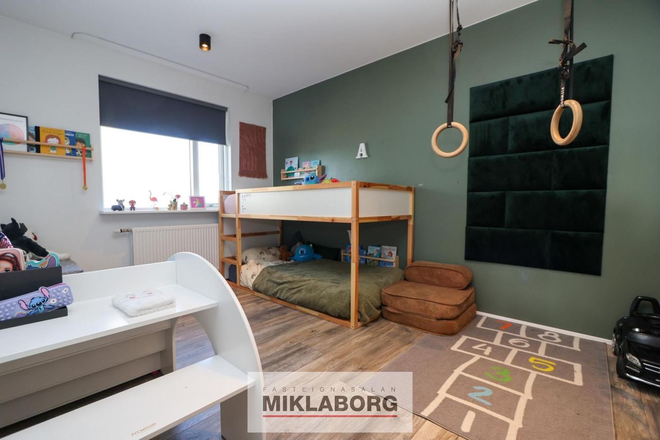 Gerplustræti 23, 270 Mosfellsbær