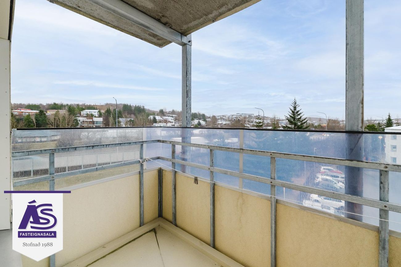 Sólvangsvegur 1 - 0402, 220 Hafnarfjörður