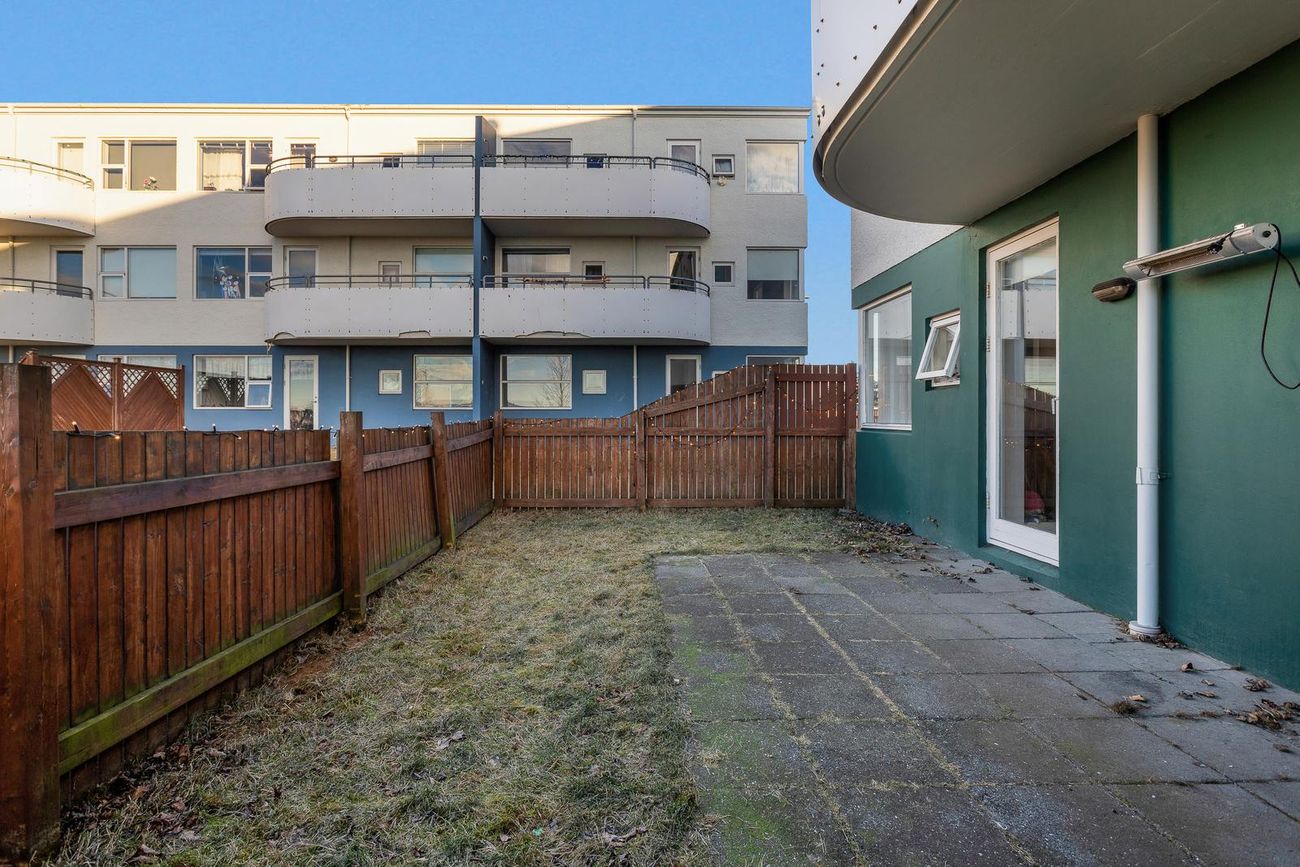 Laufrimi 24, 112 Reykjavík