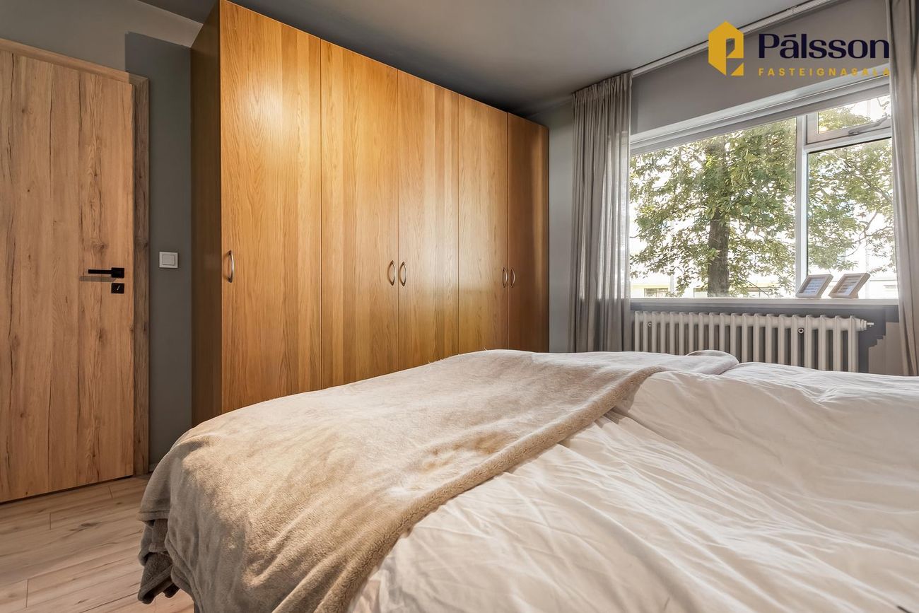 Rauðalækur 69, 105 Reykjavík