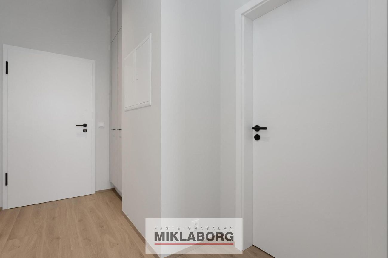 Hafnarbraut 10B, 200 Kópavogur