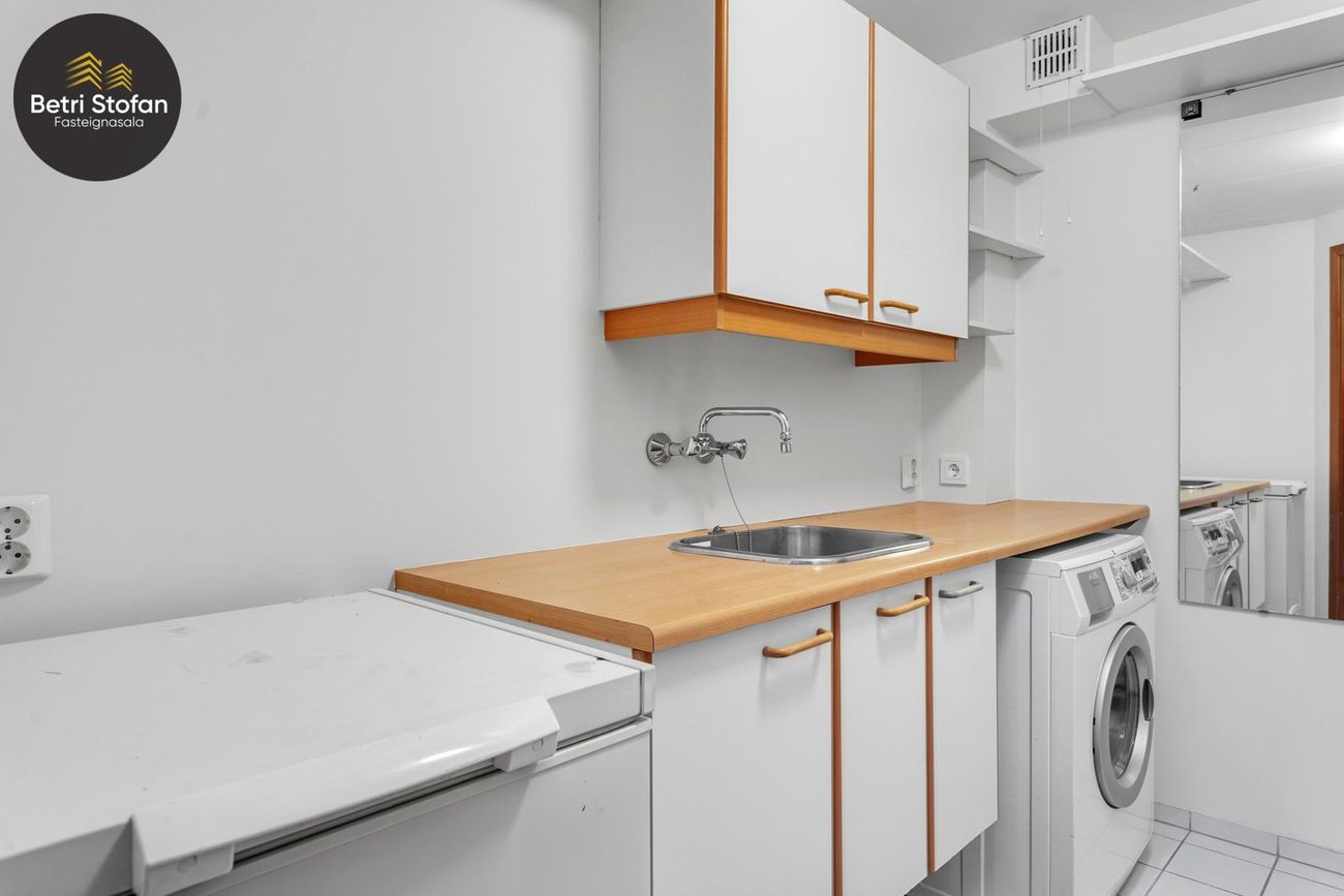 Garðatorg 7, 210 Garðabær