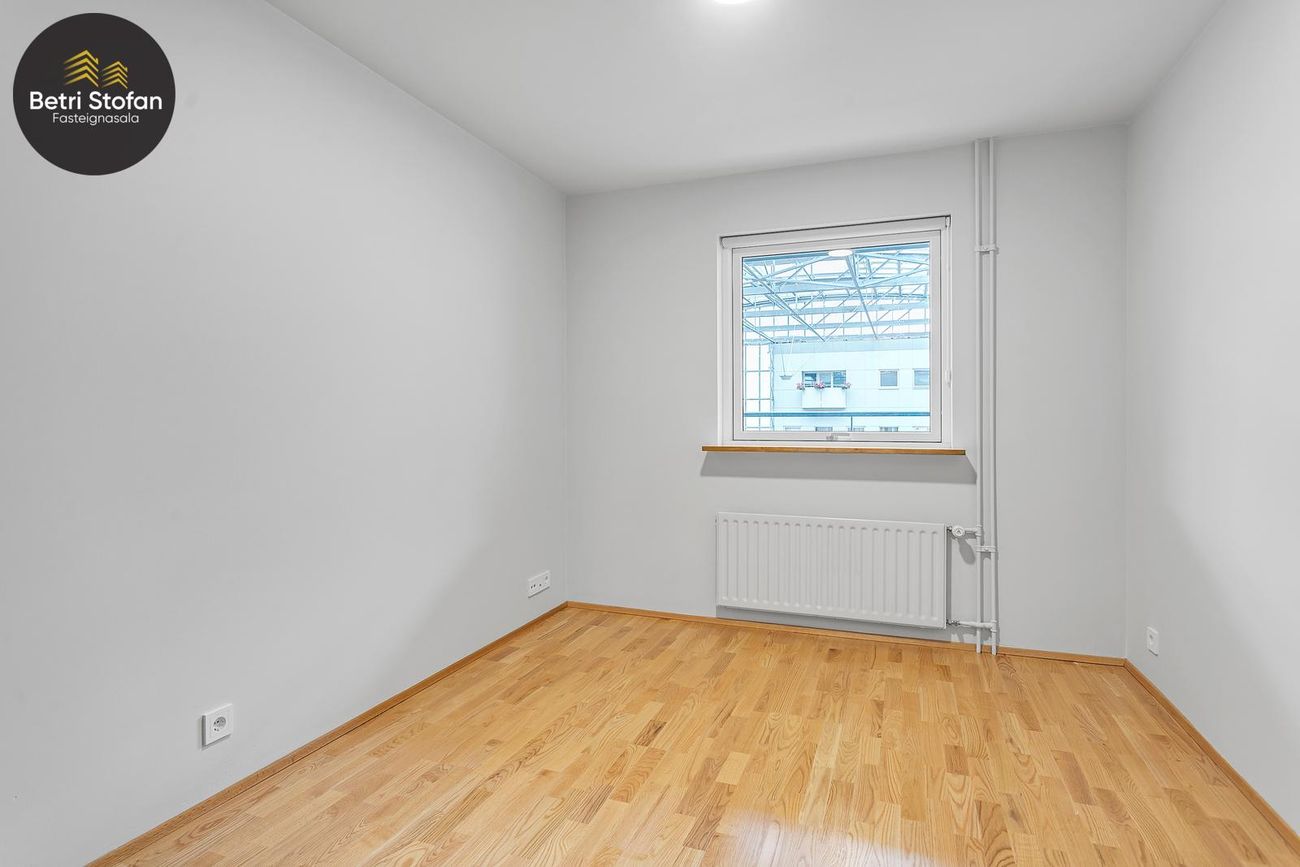 Garðatorg 7, 210 Garðabær