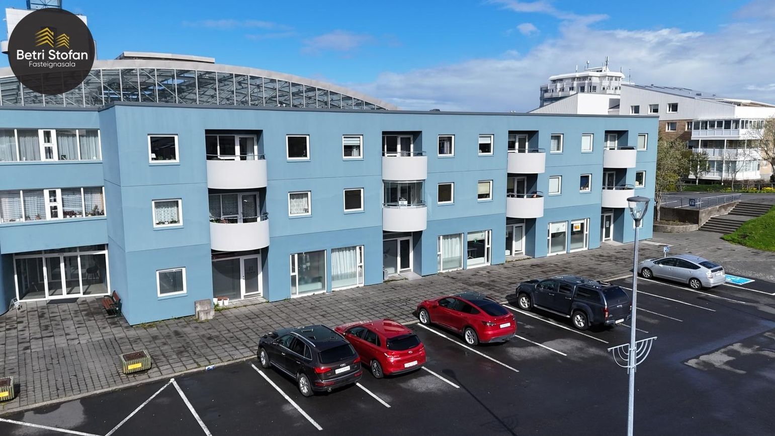 Garðatorg 7, 210 Garðabær