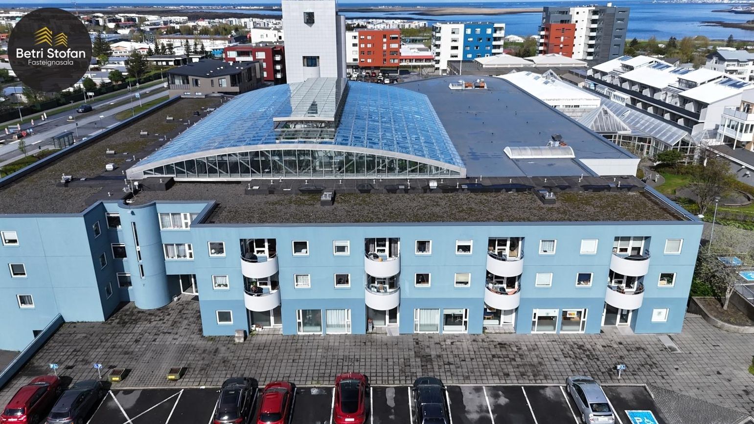 Garðatorg 7, 210 Garðabær