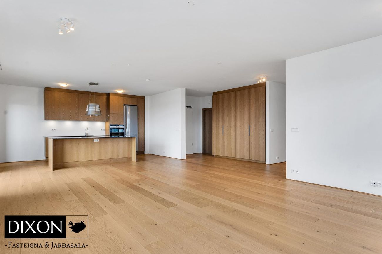 Garðatorg 2B - 0205, 210 Garðabær